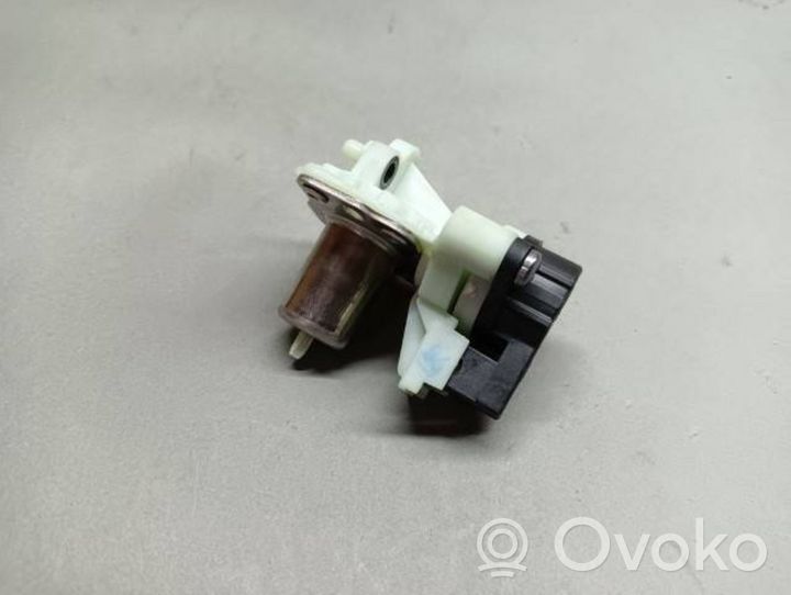 Volvo V90 Cross Country Support de pare-chocs arrière 98001757