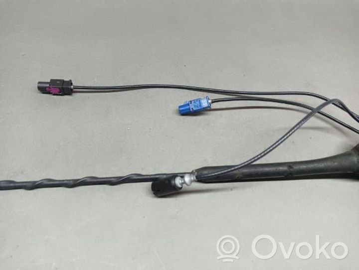 Seat Leon (1P) Radio antenna 5P0035501D