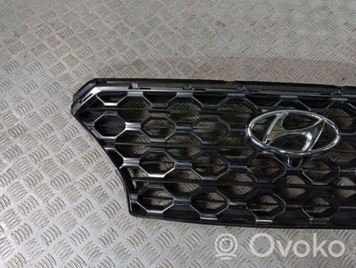 Hyundai Santa Fe Grille calandre supérieure de pare-chocs avant 86366S1110