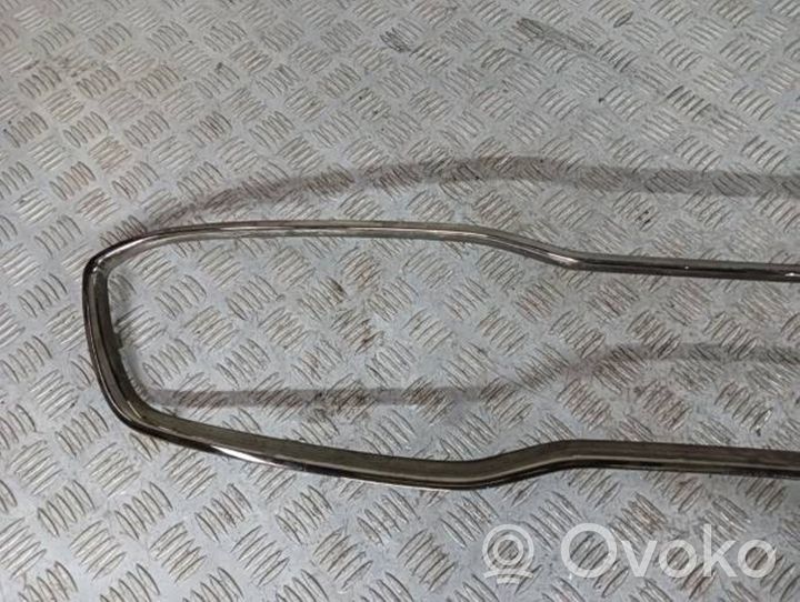 KIA Sportage Grille calandre supérieure de pare-chocs avant 86351F1600