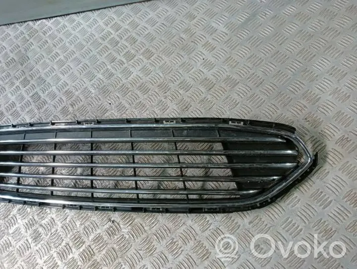 Ford S-MAX Grille calandre supérieure de pare-chocs avant EM2B8200AE