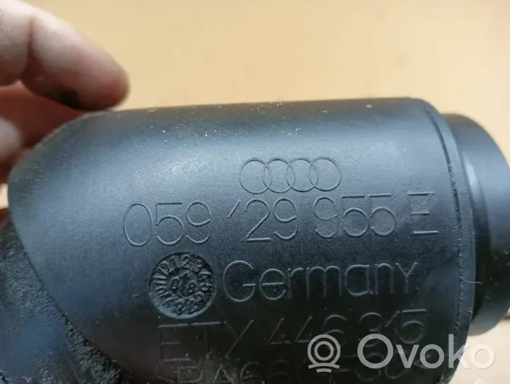 Audi A5 8T 8F Oro vamzdis į turbiną 059129955E