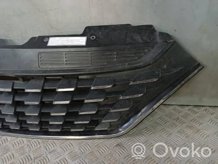 Iveco Daily 5th gen Atrapa chłodnicy / Grill 5802317677