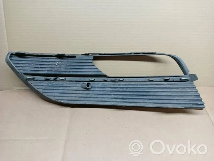 Audi A3 S3 8V Grille antibrouillard avant 8W3807682A