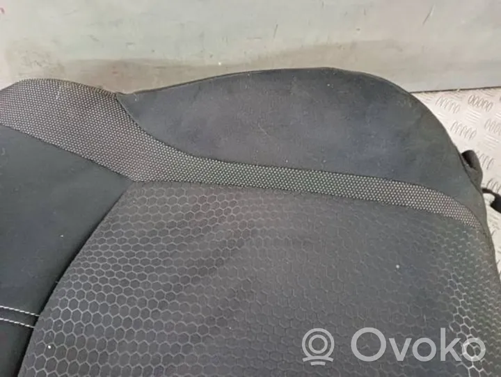 Nissan Juke I F15 Seat trim 