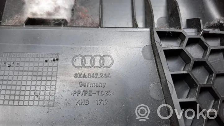 Audi A1 B-pilarin verhoilu (yläosa) 8X4867244