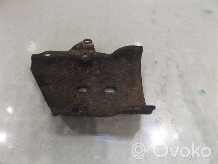 Volvo V50 A/C compressor mount bracket 