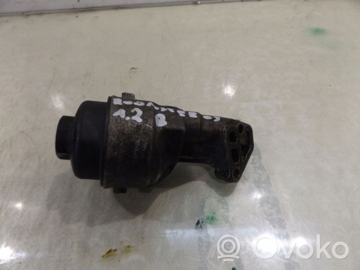 Skoda Roomster (5J) Supporto di montaggio del filtro dell’olio 