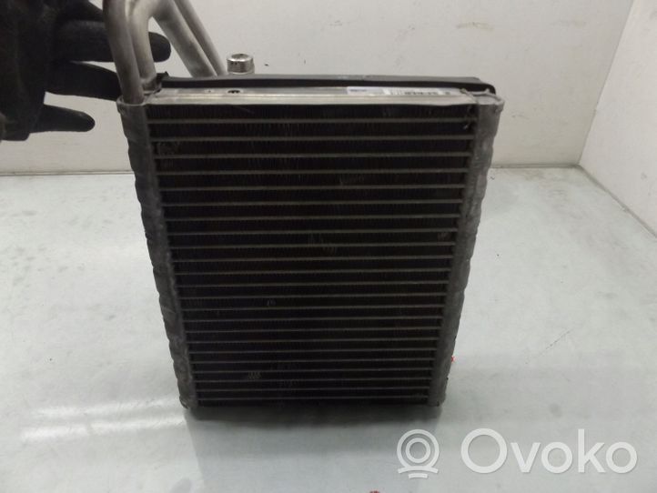 Land Rover Freelander 2 - LR2 Radiateur de chauffage 