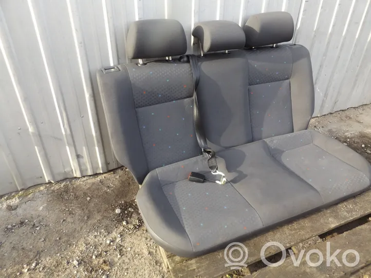 Volkswagen Polo Second row seats 