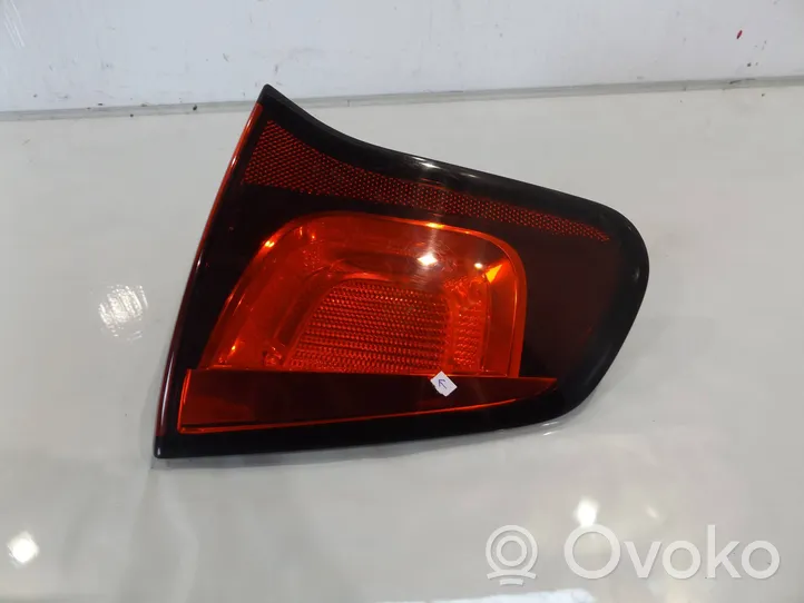 Citroen C3 Lampy tylnej klapy bagażnika 