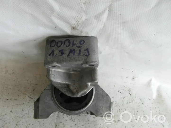 Fiat Doblo Engine mount vacuum valve 517991100