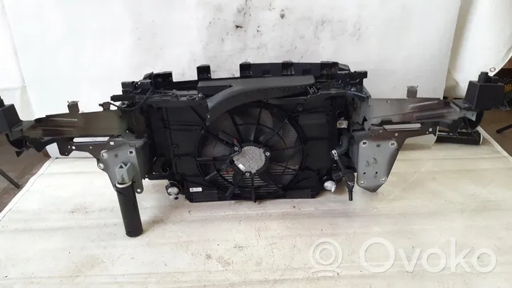 Volvo XC40 Pannello di supporto del radiatore 