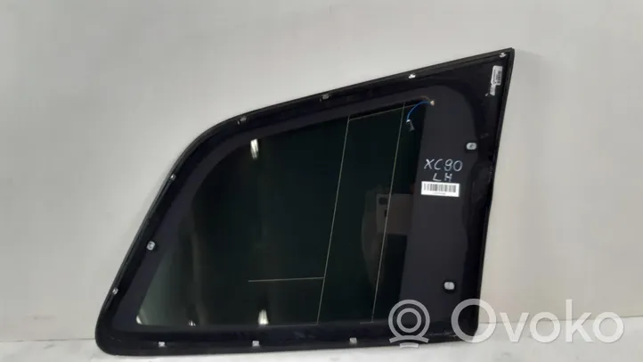 Volvo XC90 Rear side window/glass 