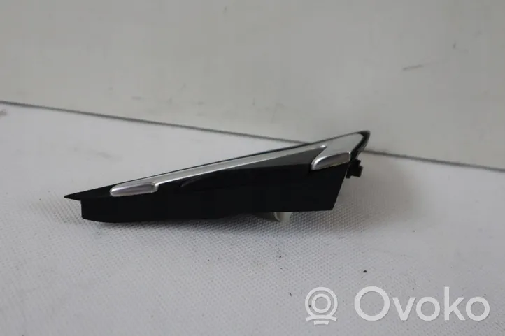 Volvo V40 Rivestimento passaruota anteriore 31416474