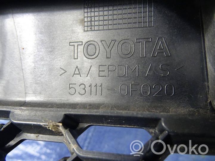 Toyota Corolla Verso AR10 Grille de calandre avant 53111-0F020