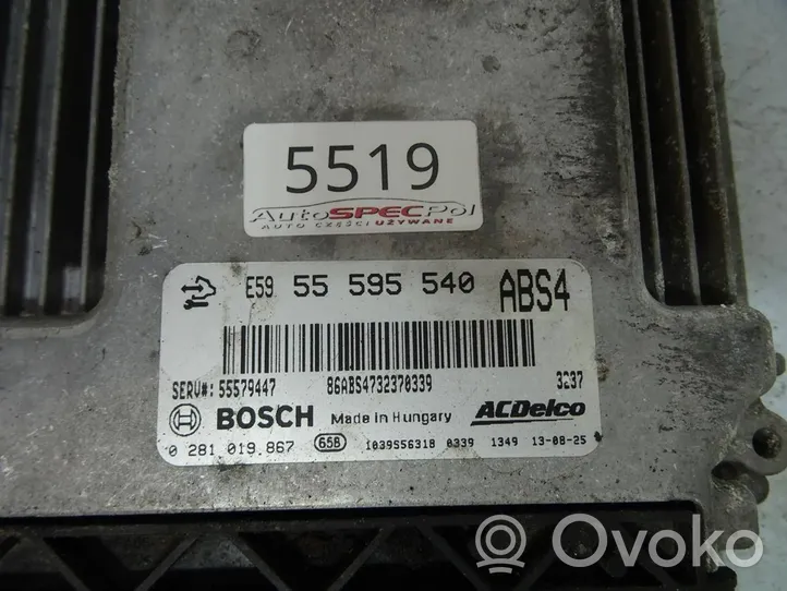 Opel Insignia A Moottorin ohjainlaite/moduuli 55595540