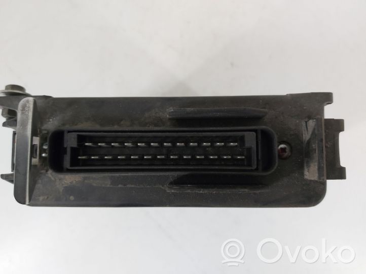 Audi 80 90 S2 B4 Moottorin ohjainlaite/moduuli 0280800104105