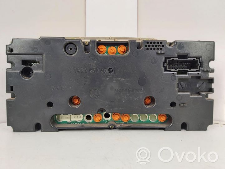 Volkswagen Golf III Compteur de vitesse tableau de bord 5411004600