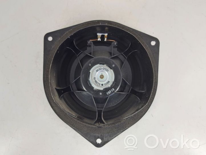 Toyota Corolla Verso E121 Front door speaker 