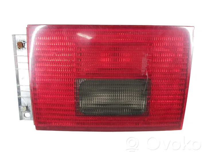 Volkswagen Sharan Lampy tylnej klapy bagażnika 7M3945111A