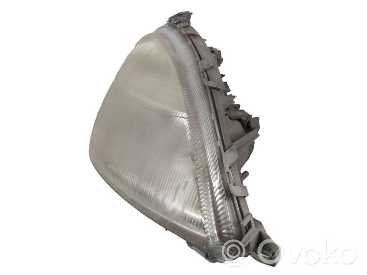 Mercedes-Benz A W168 Lampa przednia A1688201061