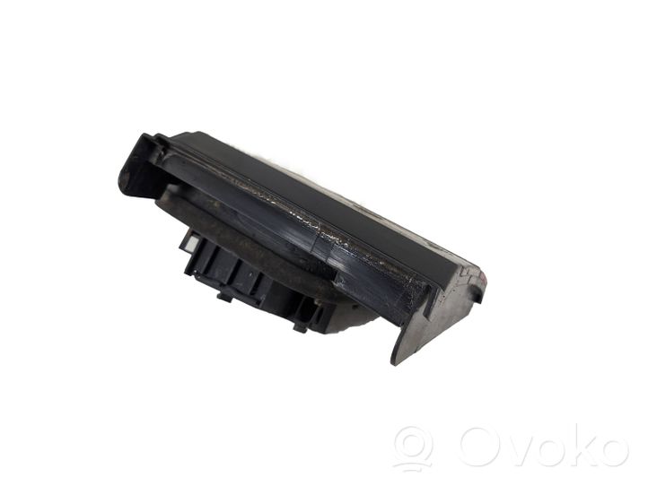 Volkswagen PASSAT B3 Luci posteriori del portellone del bagagliaio 357945107