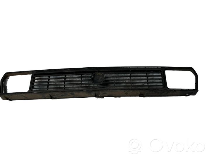 Volkswagen Jetta II Front grill 865853653