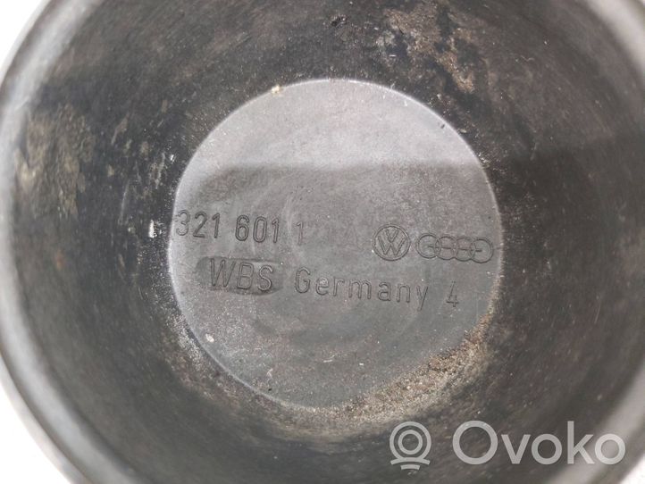 Volkswagen Golf I Original wheel cap 321601171A