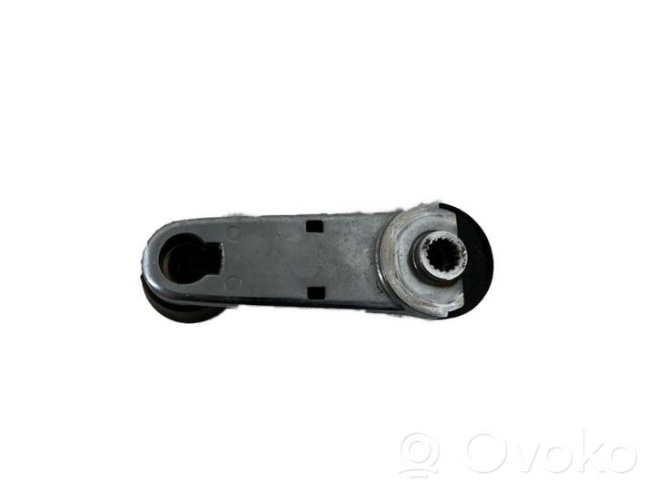 Audi 80 90 B3 Priekinio lango atidarymo rankenėlė 443837581