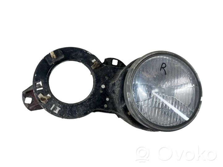 BMW 5 E28 Lampa przednia 312110480