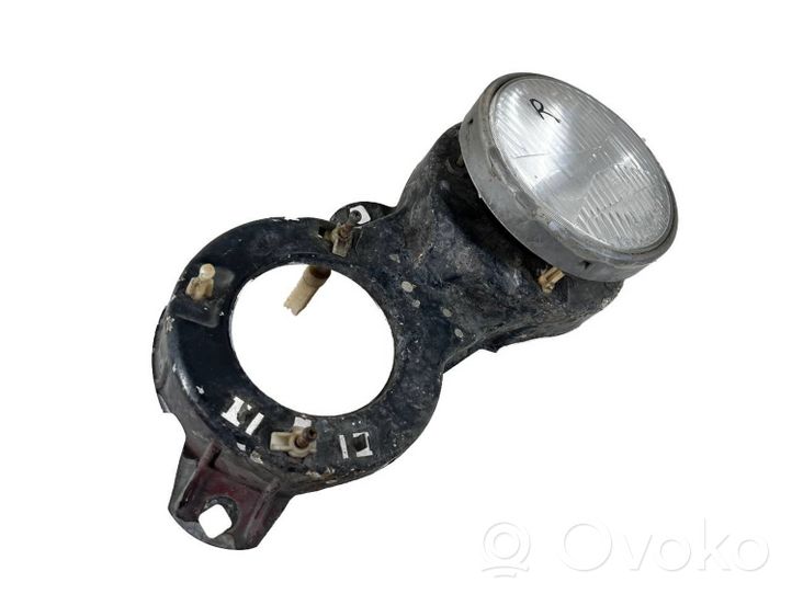 BMW 5 E28 Lampa przednia 312110480