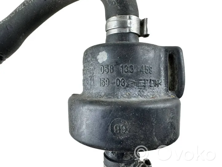 Volkswagen PASSAT B5.5 Zawór podciśnienia 058133459
