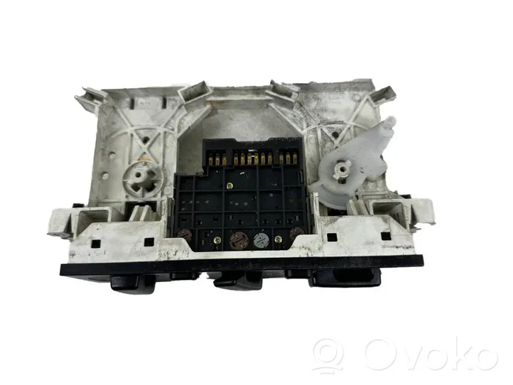 Mitsubishi Carisma Centralina del climatizzatore MR500529