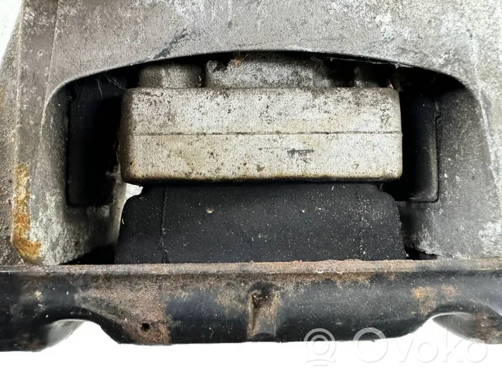 Volkswagen Sharan Engine mount bracket 