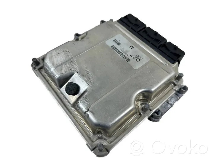 Mitsubishi Carisma Dzinēja vadības bloks 0281010437