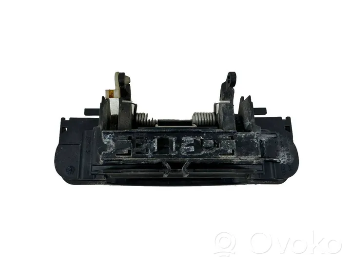 Audi A4 S4 B6 8E 8H Klamka zewnętrzna drzwi tylnych 1B0839885