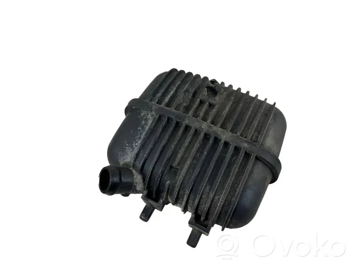 Audi A4 S4 B6 8E 8H Réservoir d'air sous vide 8E0129955