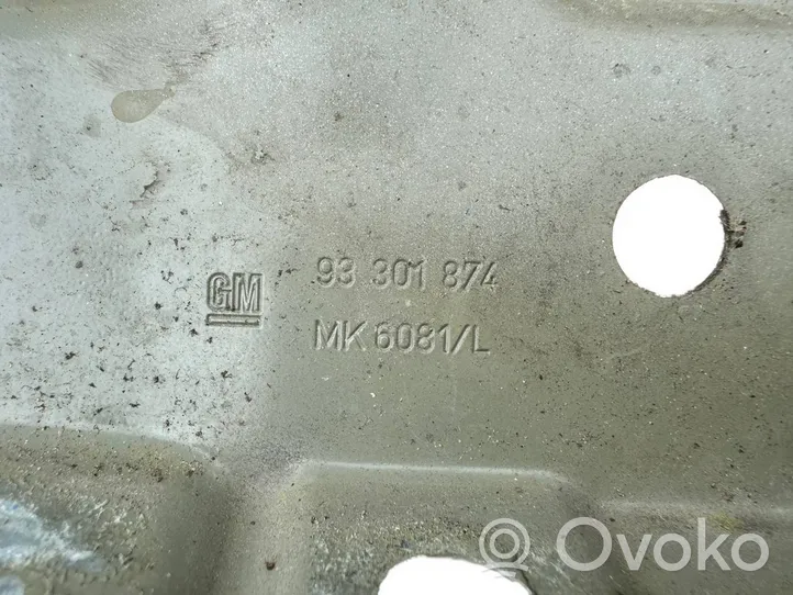 Opel Meriva A Radiatoru paneļa augšējā daļa (televizors) 93301874