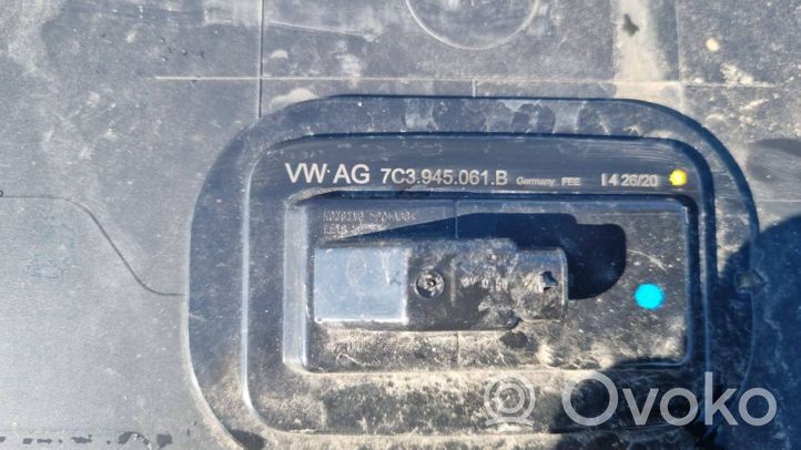 Volkswagen Crafter Listón embellecedor de la puerta delantera 7C3945061B