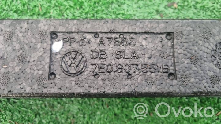 Volkswagen Multivan T5 Absorber zderzaka przedniego 7E0807551B