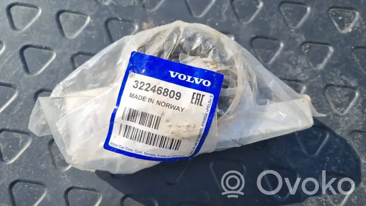 Volvo XC90 Tuleja wahacza przedniego 32246809