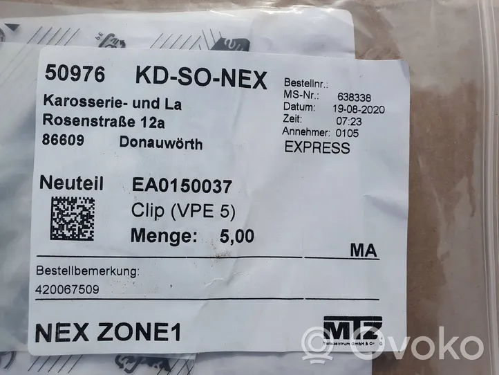 Mazda CX-30 Inne części karoserii EA0150037