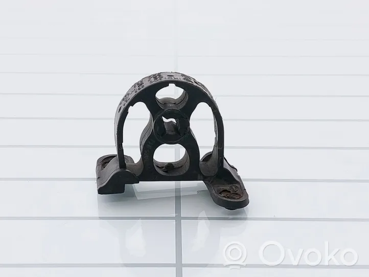 Volkswagen Phaeton Muffler mount bracket/holder 