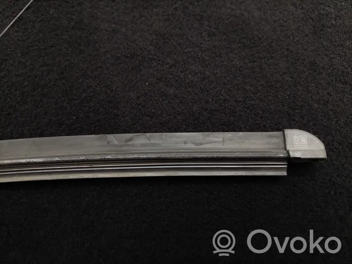 Opel Zafira B Front wiper blade arm 