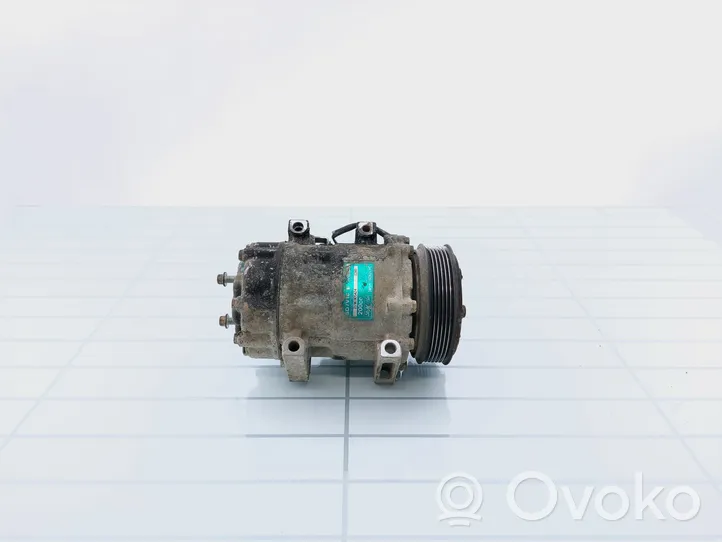 Volvo V50 Ilmastointilaitteen kompressorin pumppu (A/C) 2190305424