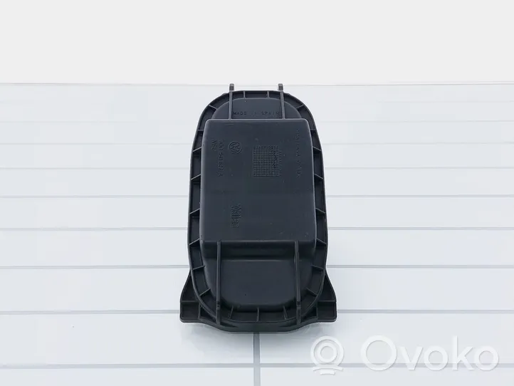 Volkswagen Phaeton Osłona żarówki lampy przedniej 