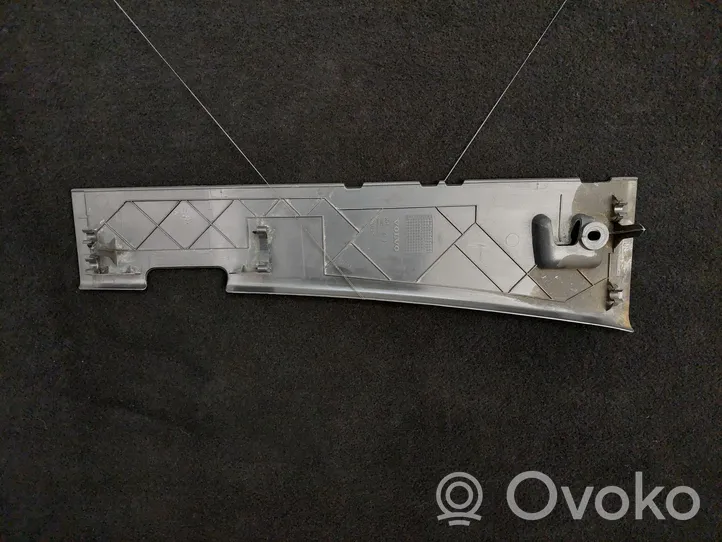 Volvo XC70 Altro elemento di rivestimento bagagliaio/baule 1882