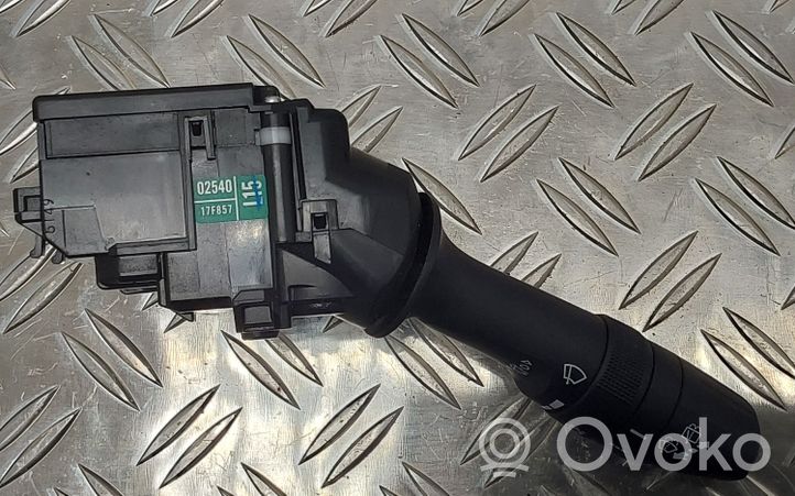 Toyota Auris E180 Mechanizm i silniczek wycieraczek szyby przedniej / czołowej 17F857