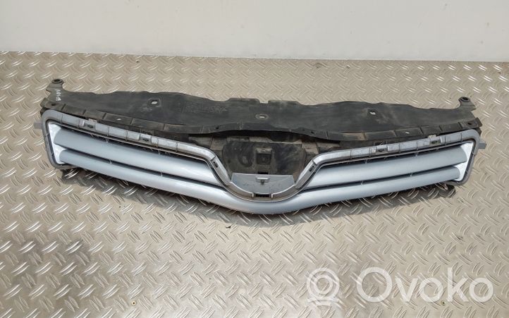 Toyota Auris 150 Maskownica / Grill / Atrapa górna chłodnicy 5311402170